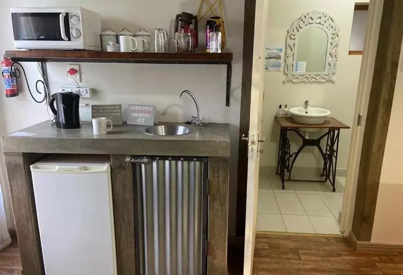 ベッドアンドブレックファースト Cape Karoo Guesthouse