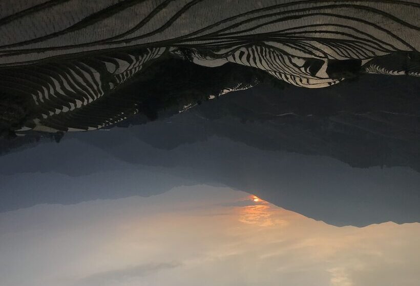 Dragon S Den Hostel In Longji Rice Terraces
