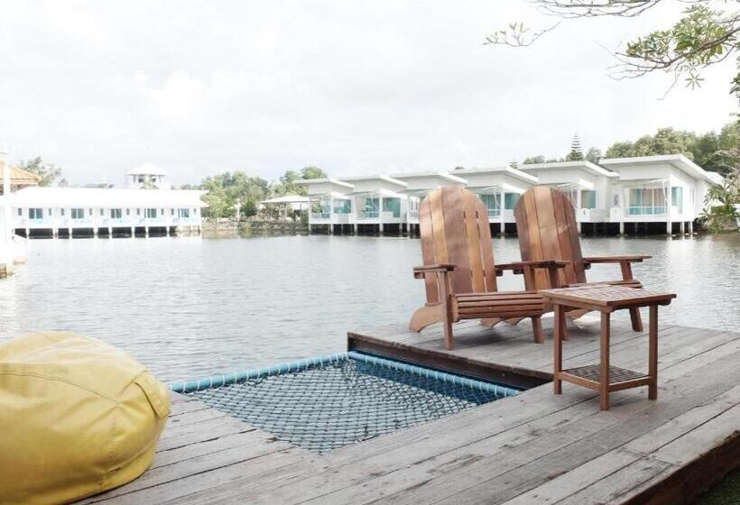 Hotelli Anavilla Tangke Resort