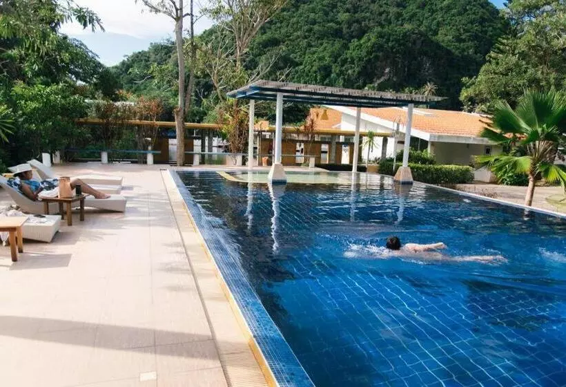 ホテル Anavilla Tangke Resort