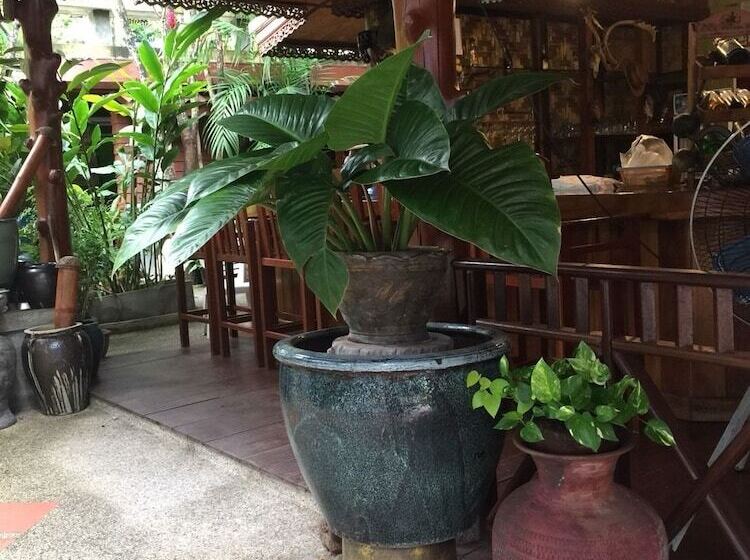 Hotel Baan Vanida Garden Resort