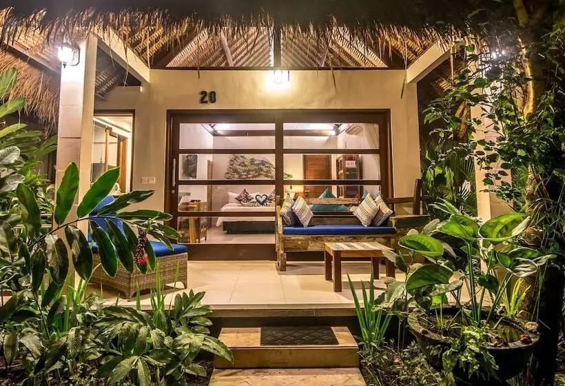 هتل Bali Santi Bungalows