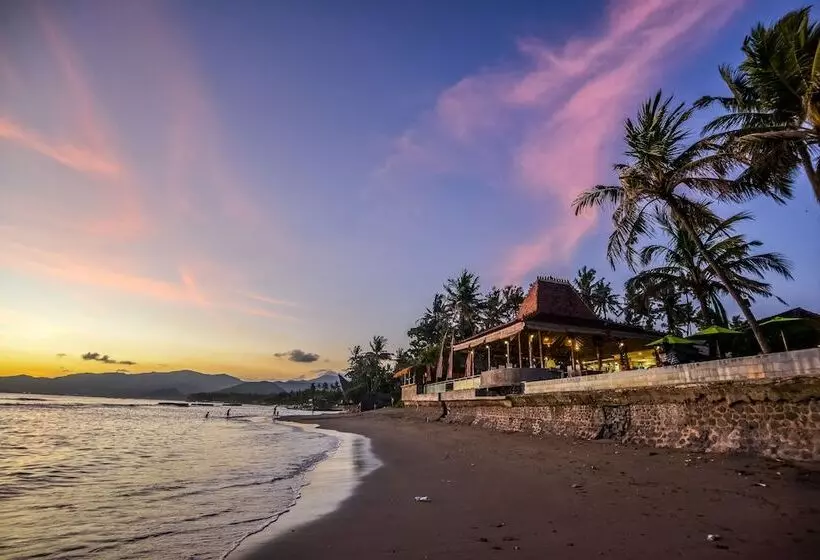 هتل Bali Santi Bungalows