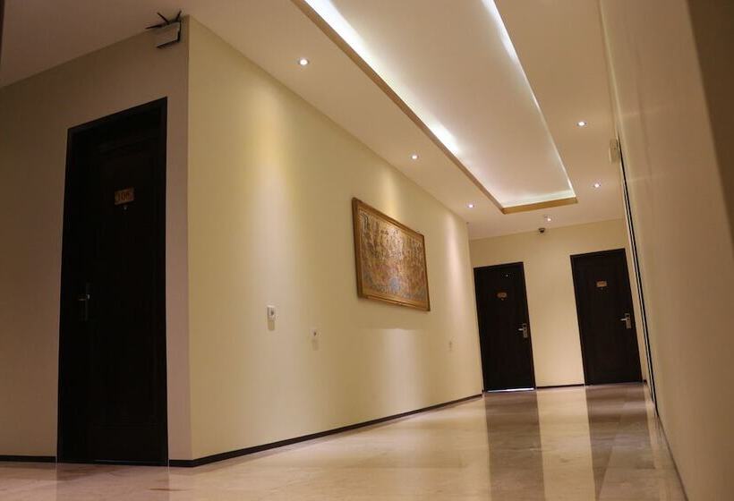 בית מלון כפרי Collection O Premium Legian