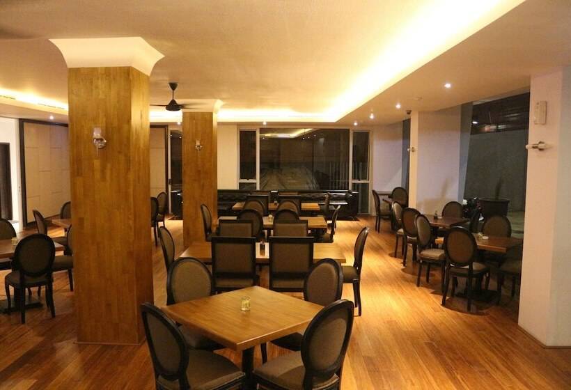 בית מלון כפרי Collection O Premium Legian