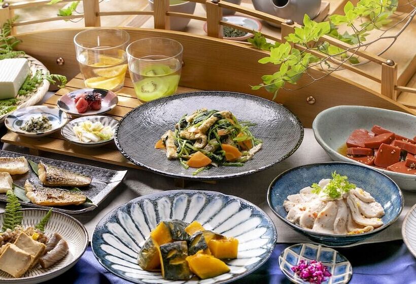 Отель Gracery Kyoto Sanjo