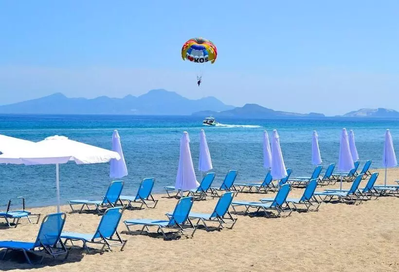 בית מלון כפרי Island Resorts Maya Beach