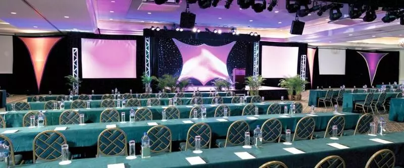 هتل Lighthouse Pointe At Grand Lucayan