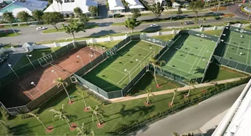 هتل Lighthouse Pointe At Grand Lucayan