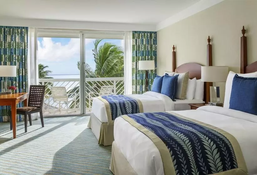 هتل Lighthouse Pointe At Grand Lucayan