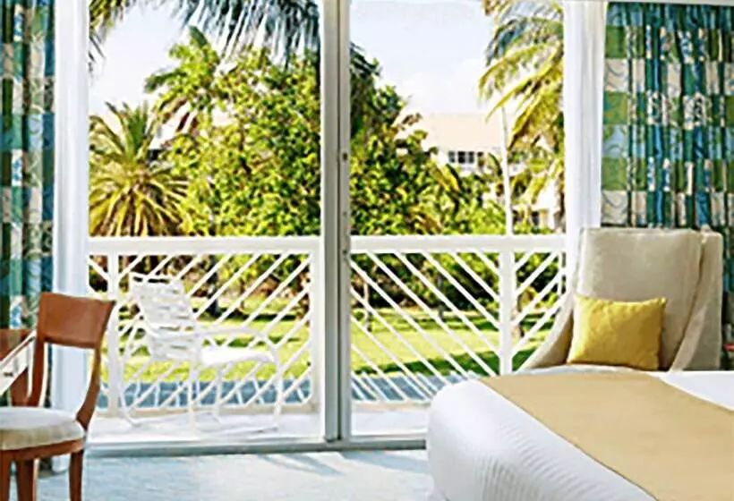 هتل Lighthouse Pointe At Grand Lucayan