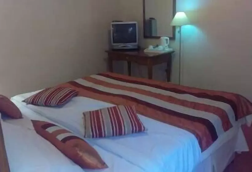 Hotelli Lismar Guest House