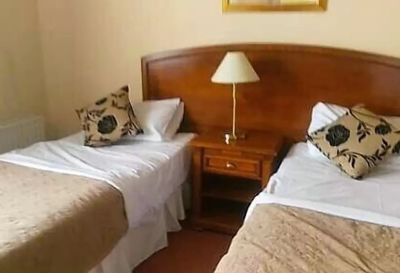 Hotelli Lismar Guest House