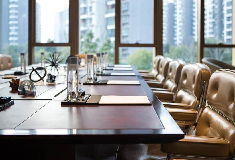 בית מלון כפרי Renaissance Nanjing Olympic Centre