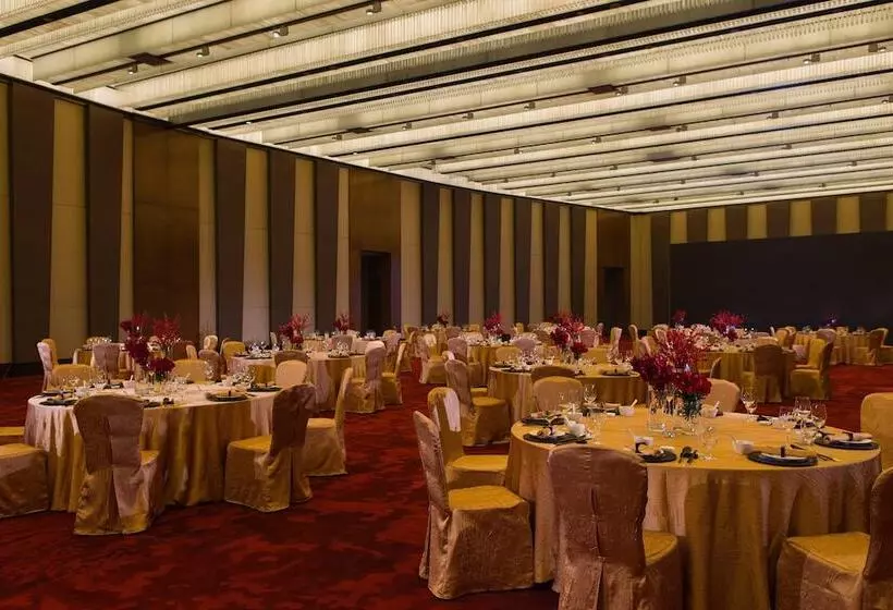 ホテル Renaissance Nanjing Olympic Centre