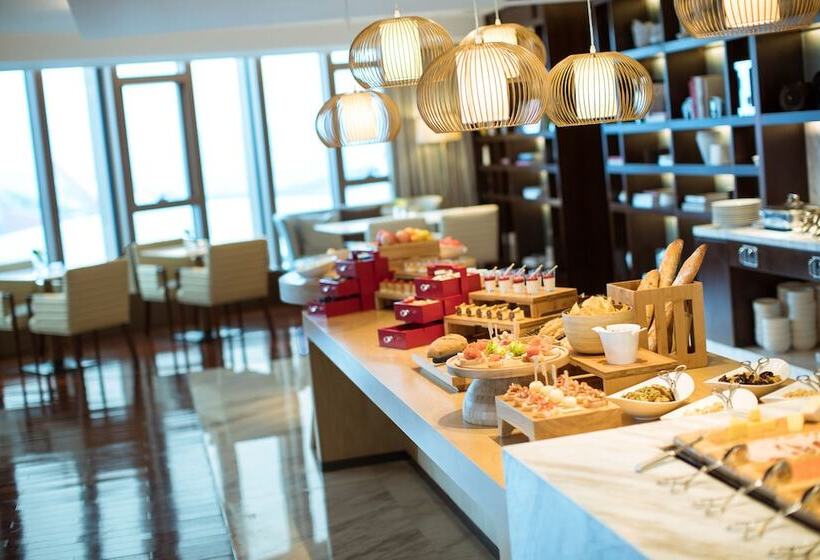 בית מלון כפרי Renaissance Nanjing Olympic Centre