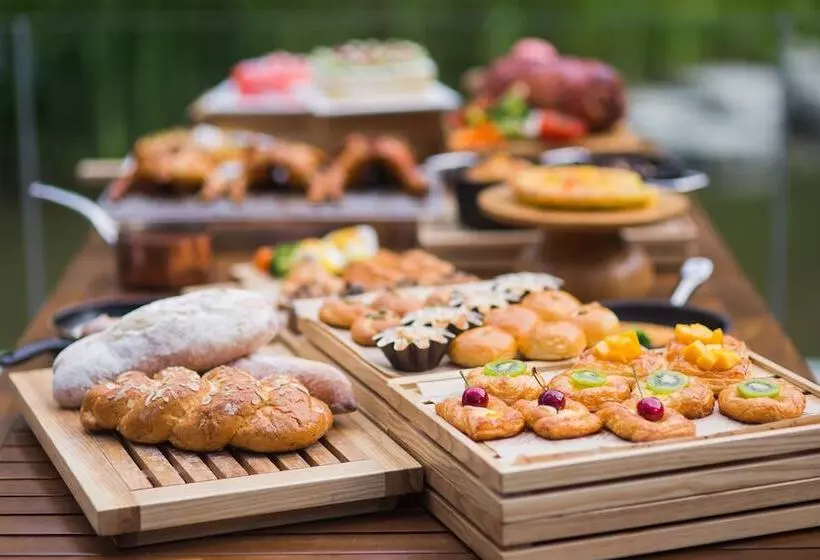 ホテル Renaissance Nanjing Olympic Centre