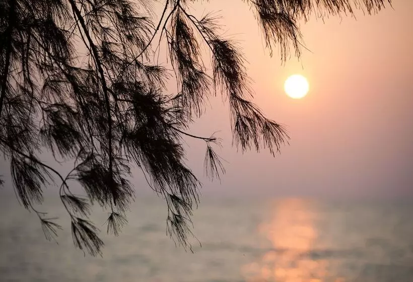 Hotelli Seafar Resort