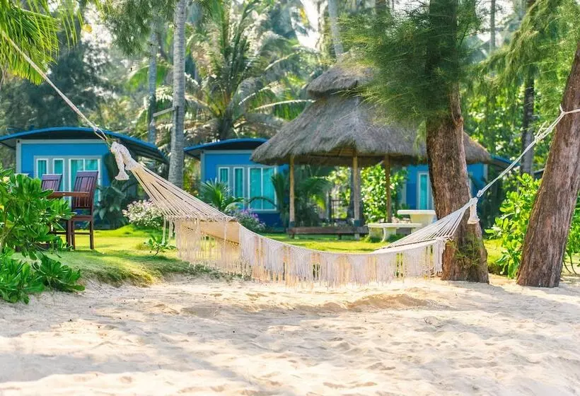 Hotelli Seafar Resort