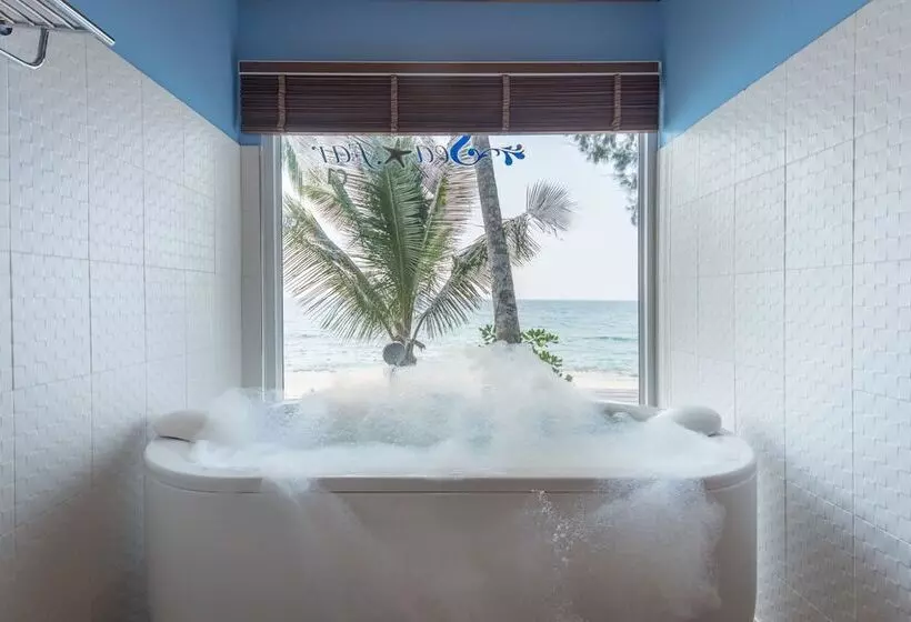 Hotelli Seafar Resort