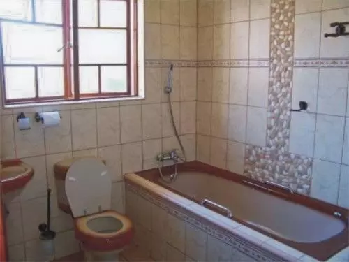 Majatalo Otj Pride Guest House