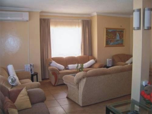 פנסיון Otj Pride Guest House