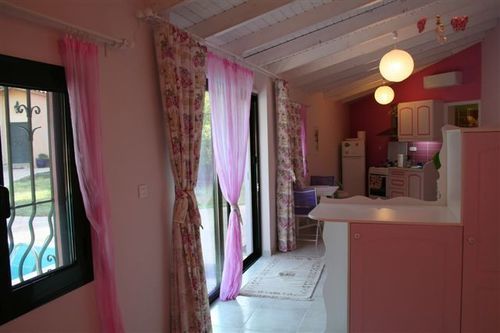 膳宿费 Terry Land Village