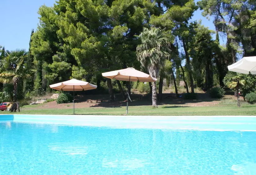 Majatalo Terry Land Village