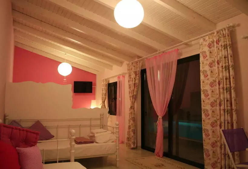 Majatalo Terry Land Village