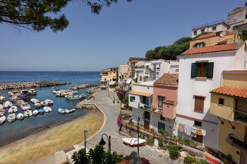 Sea Breeze Residence