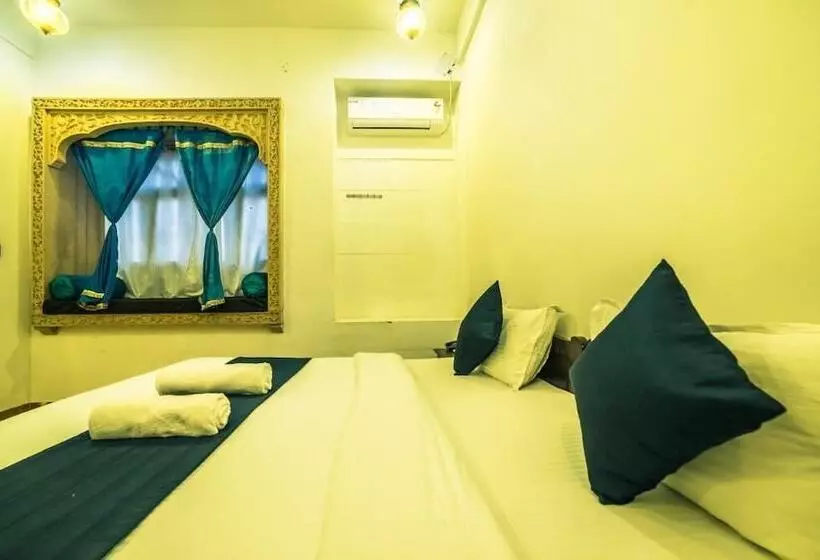 Tripli Hotels Prithvi Palace