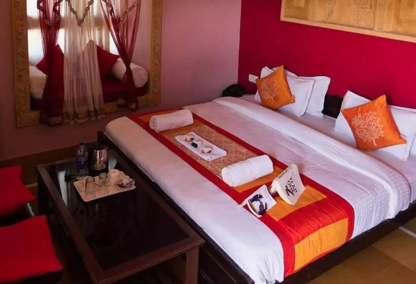Tripli Hotels Prithvi Palace