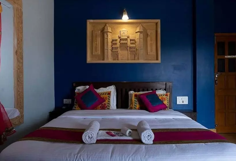 Tripli Hotels Prithvi Palace