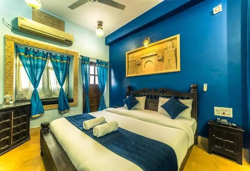 Tripli Hotels Prithvi Palace