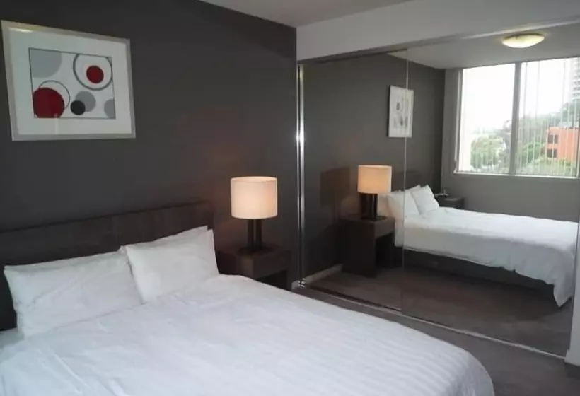 Wyndel Apartments   Harbour Watch