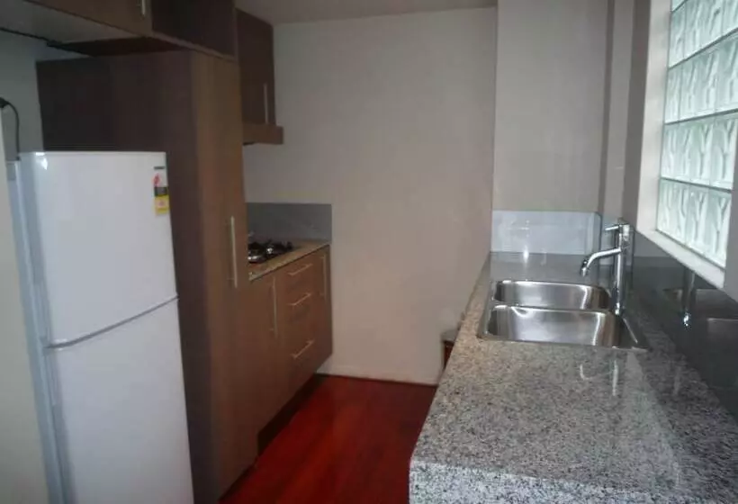 Wyndel Apartments   Harbour Watch