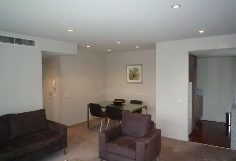 Wyndel Apartments   Harbour Watch