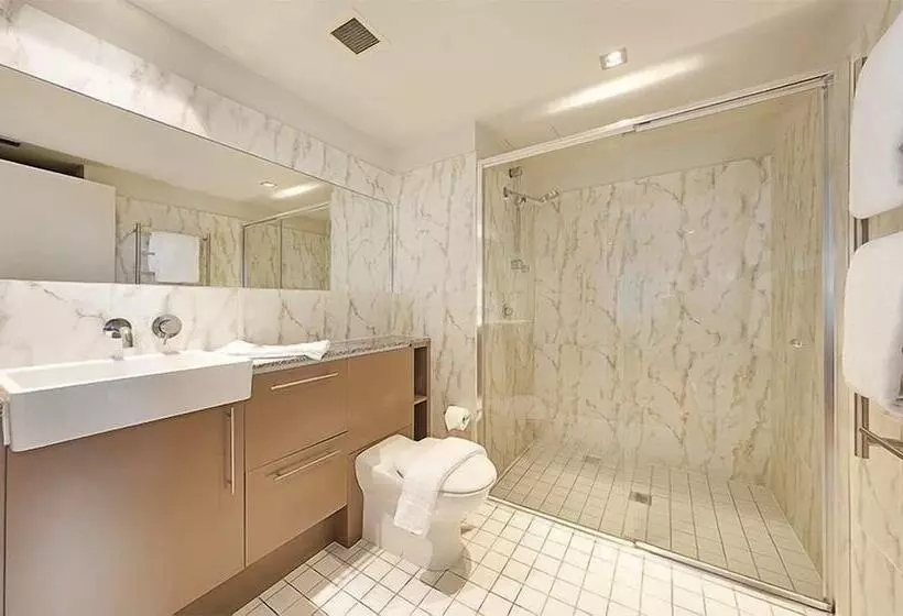 Wyndel Apartments   Harbour Watch