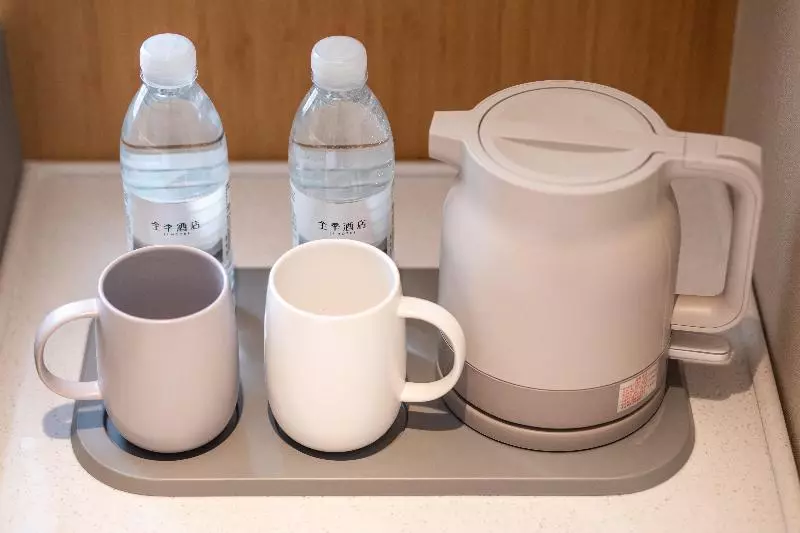 Ji Hotel Ziyang Songda Plaza