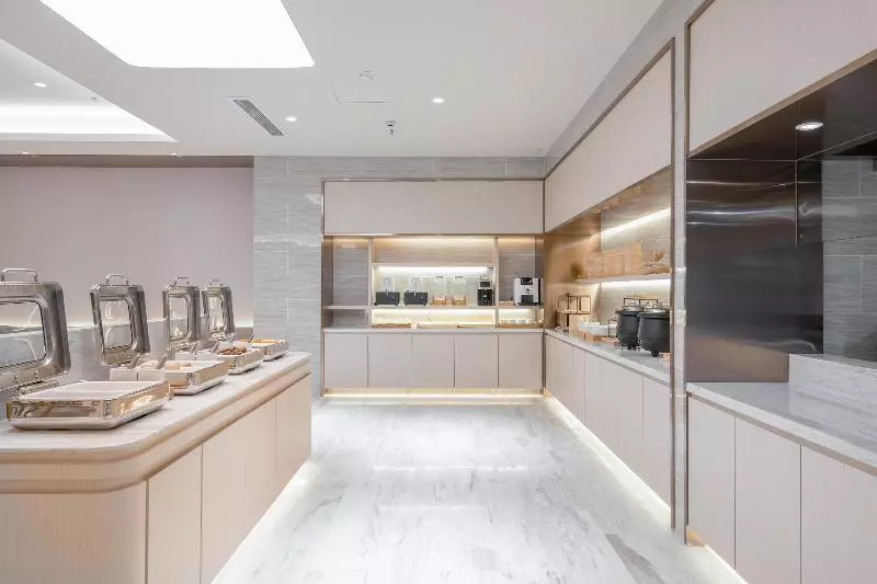 Ji Hotel Ziyang Songda Plaza