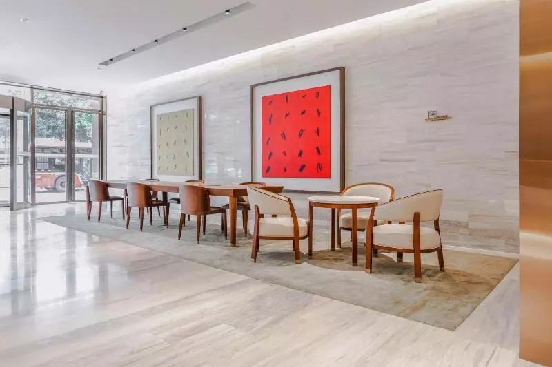 Ji Hotel Ziyang Songda Plaza