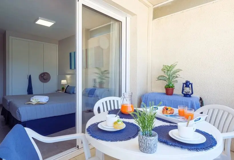 Apartamentos Estival Park