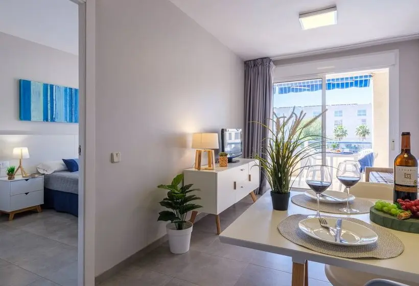 Apartamentos Estival Park