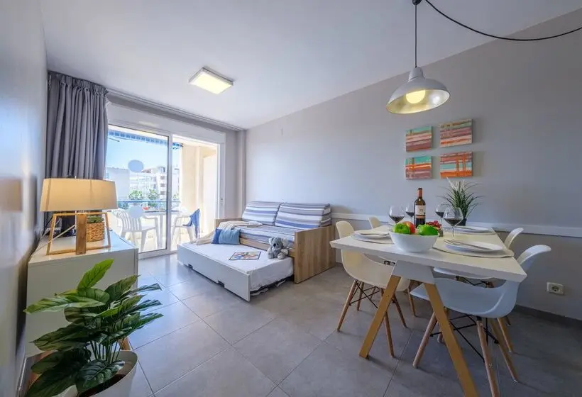 Apartamentos Estival Park