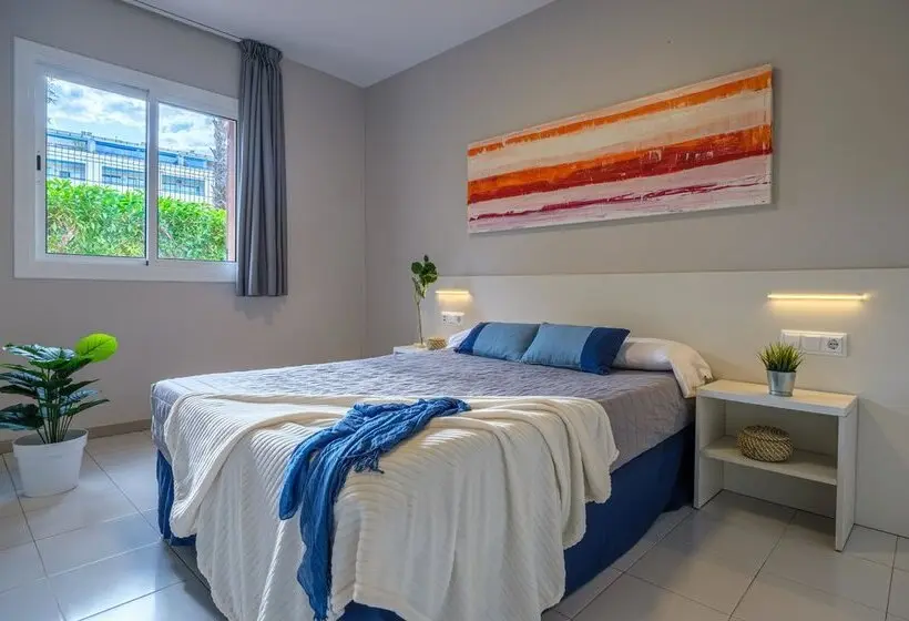 Apartamentos Estival Park