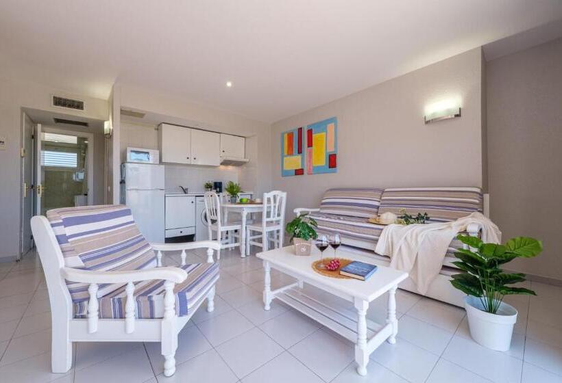 Apartamentos Estival Park