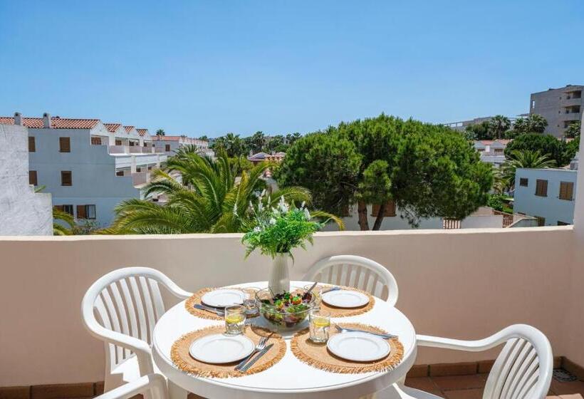 Apartamentos Estival Park