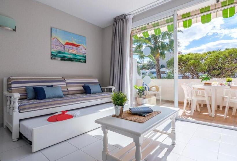 Apartamentos Estival Park