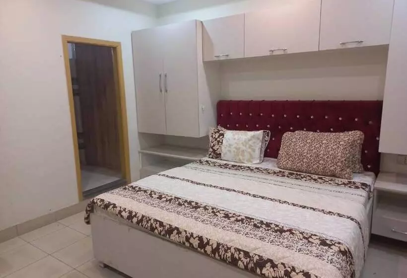 هتل Executive One