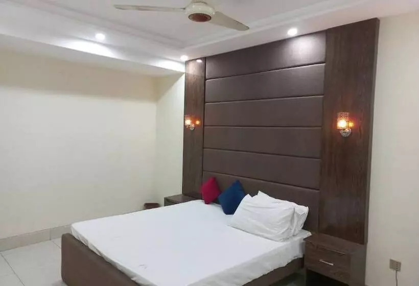 هتل Executive One